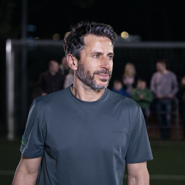 Motiv Virto Bold Fussball