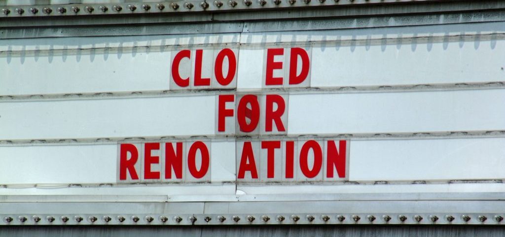 Optimizing the movie theater captioning experience