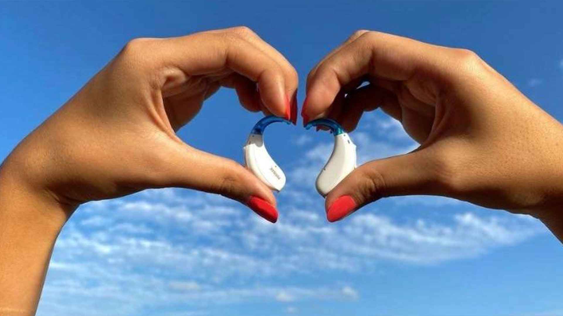 5 things D/deaf people want you to know about hearing aids