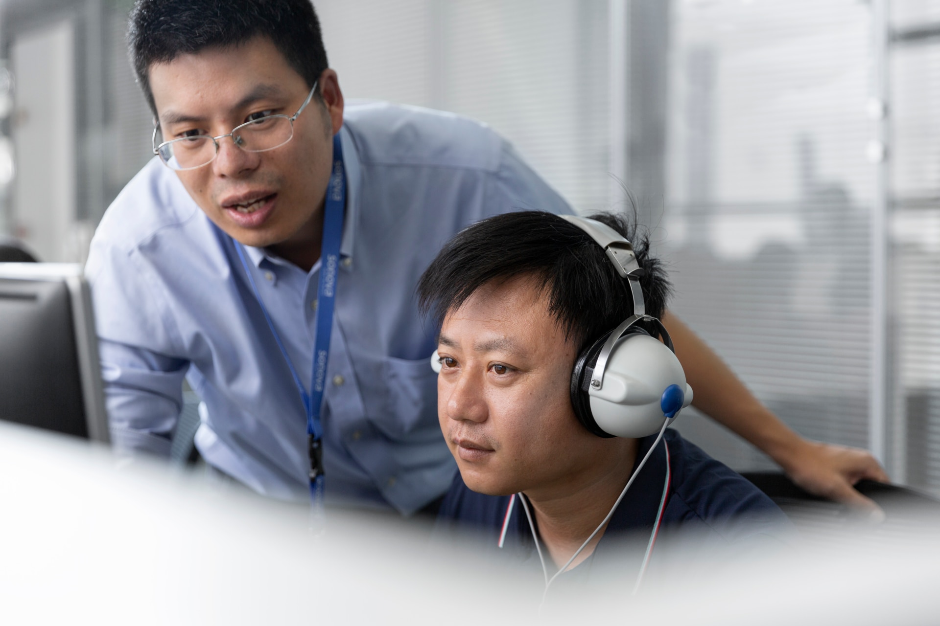 Phonak Audiology Research Center Schanghai - scientists at work  