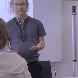 Med hörselnedsättning i skolan