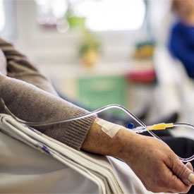 Hörselnedsättning och tinnitus är vanligt efter cellgifter