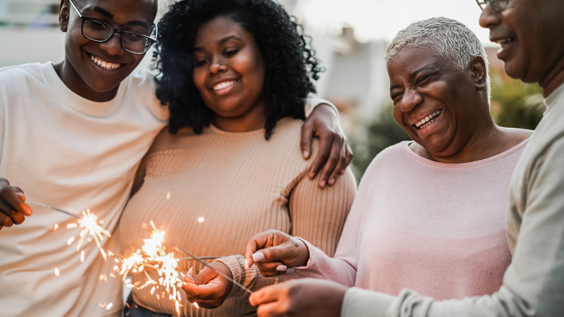Frame-worthy moments. Powered by real-time AI.